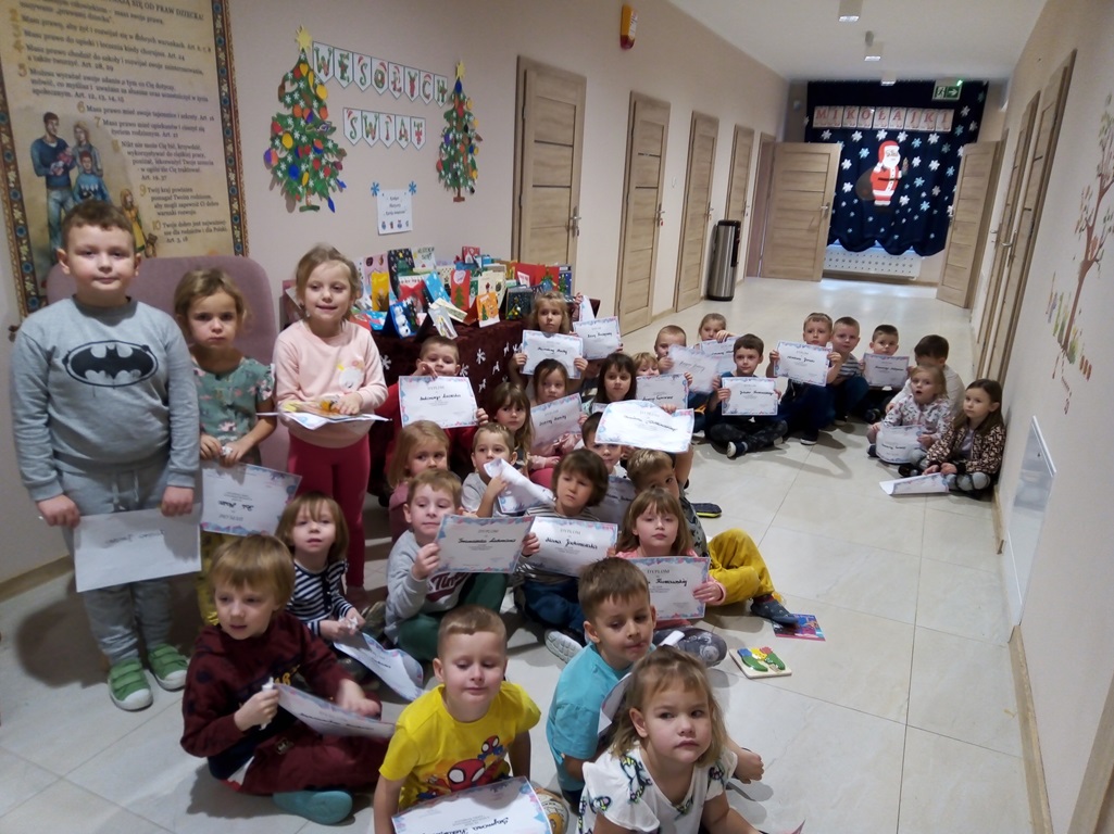 Rozstrzygnięcie konkursu plastycznego pt: "Kartka bożonarodzeniowa" w Przedszkolu Samorządowym
