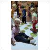Galeria zdjęć:  Międzynarodowy Dzień Kropki w Samorządowym Klubie Dziecięcym w Gorzkowicach. Link otwiera powiększoną wersję zdjęcia.